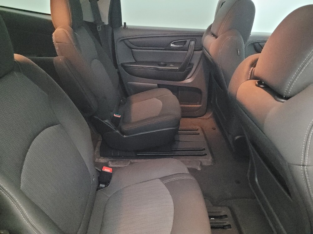 2016 Chevrolet Traverse in Pittsburgh, PA 15236 - 18099328 19