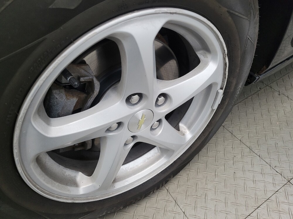 2016 Chevrolet Malibu in New Castle, DE 19720 - 18099332 31