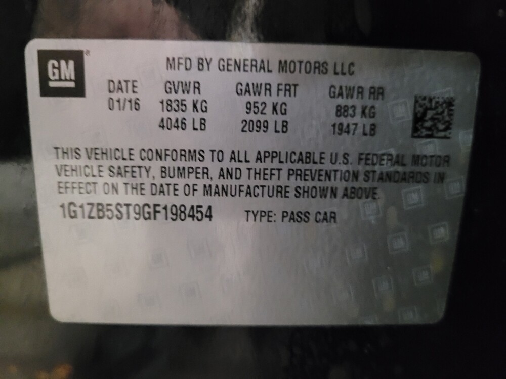 2016 Chevrolet Malibu in New Castle, DE 19720 - 18099332 33