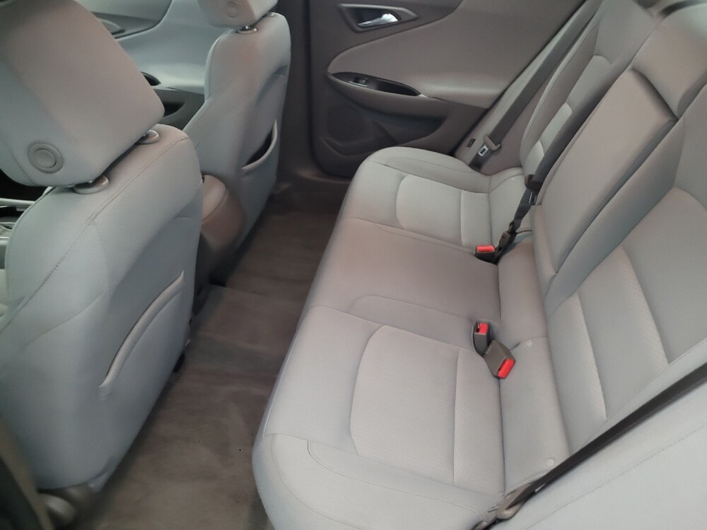 2016 Chevrolet Malibu in New Castle, DE 19720 - 18099332 18