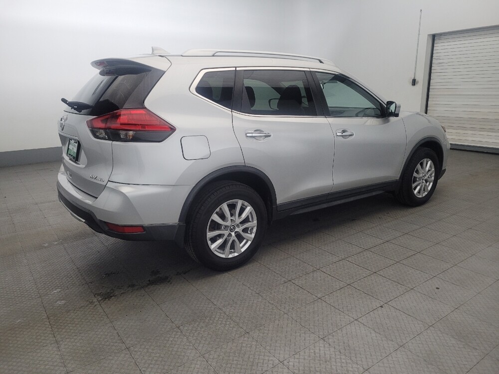 2017 Nissan Rogue in Pittsburgh, PA 15236 - 18099335 10