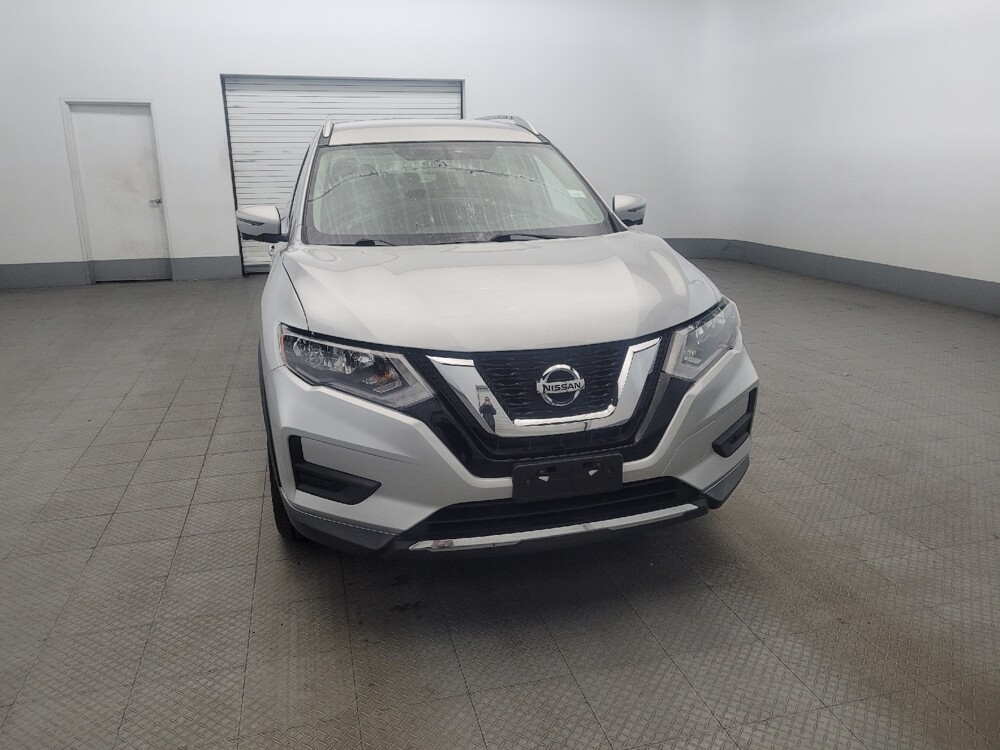 2017 Nissan Rogue in Pittsburgh, PA 15236 - 18099335 14