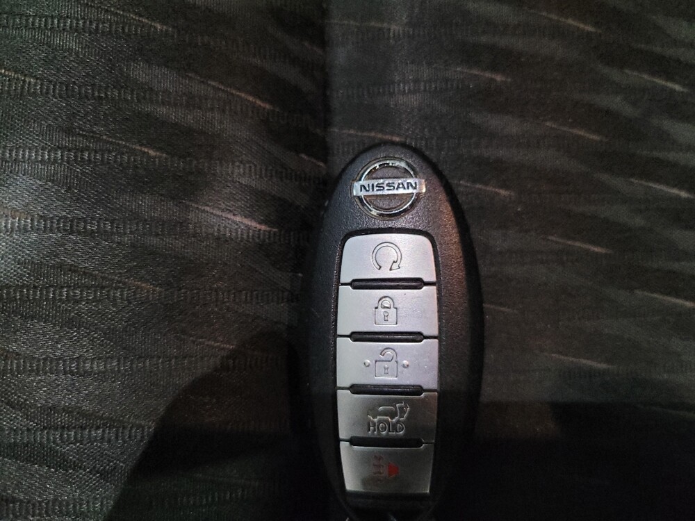 2017 Nissan Rogue in Pittsburgh, PA 15236 - 18099335 32