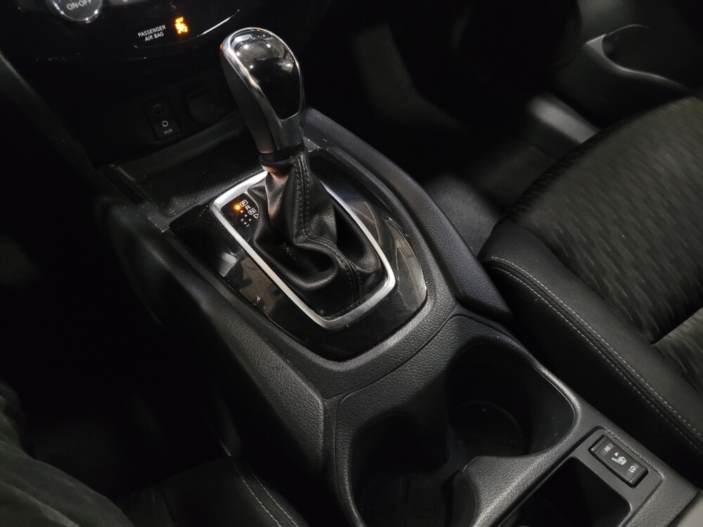 2017 Nissan Rogue in Pittsburgh, PA 15236 - 18099335 26