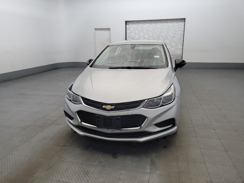 2018 Chevrolet Cruze in Temple Hills, MD 20746 - 18099336 15
