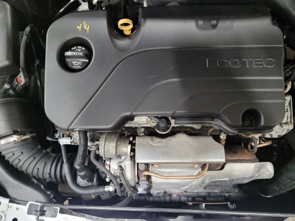 2018 Chevrolet Cruze in Temple Hills, MD 20746 - 18099336 30