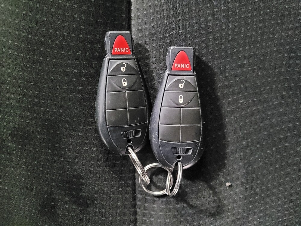 2019 Dodge Grand Caravan in Pittsburgh, PA 15236 - 18099337 32