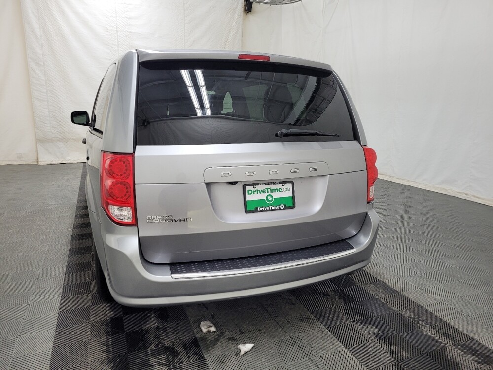 2019 Dodge Grand Caravan in Pittsburgh, PA 15236 - 18099337 6
