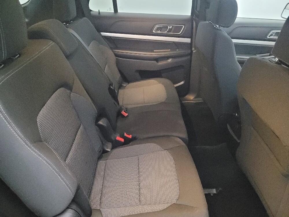 2017 Ford Explorer in Temple Hills, MD 20746 - 18099340 19