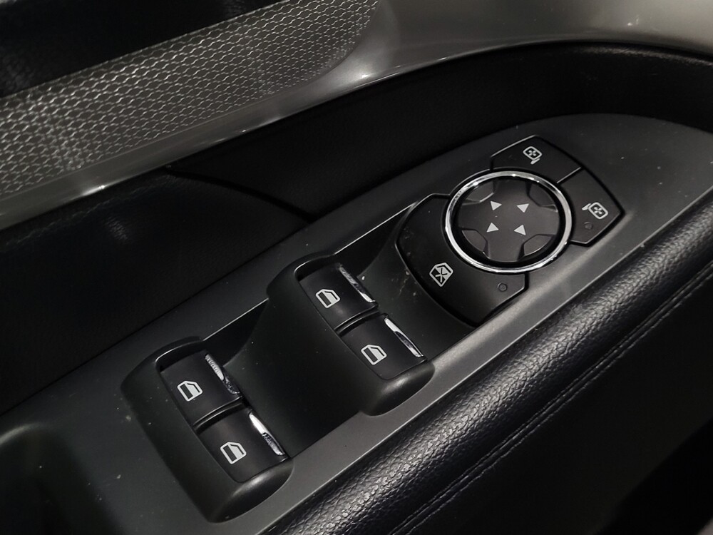 2017 Ford Explorer in Temple Hills, MD 20746 - 18099340 27