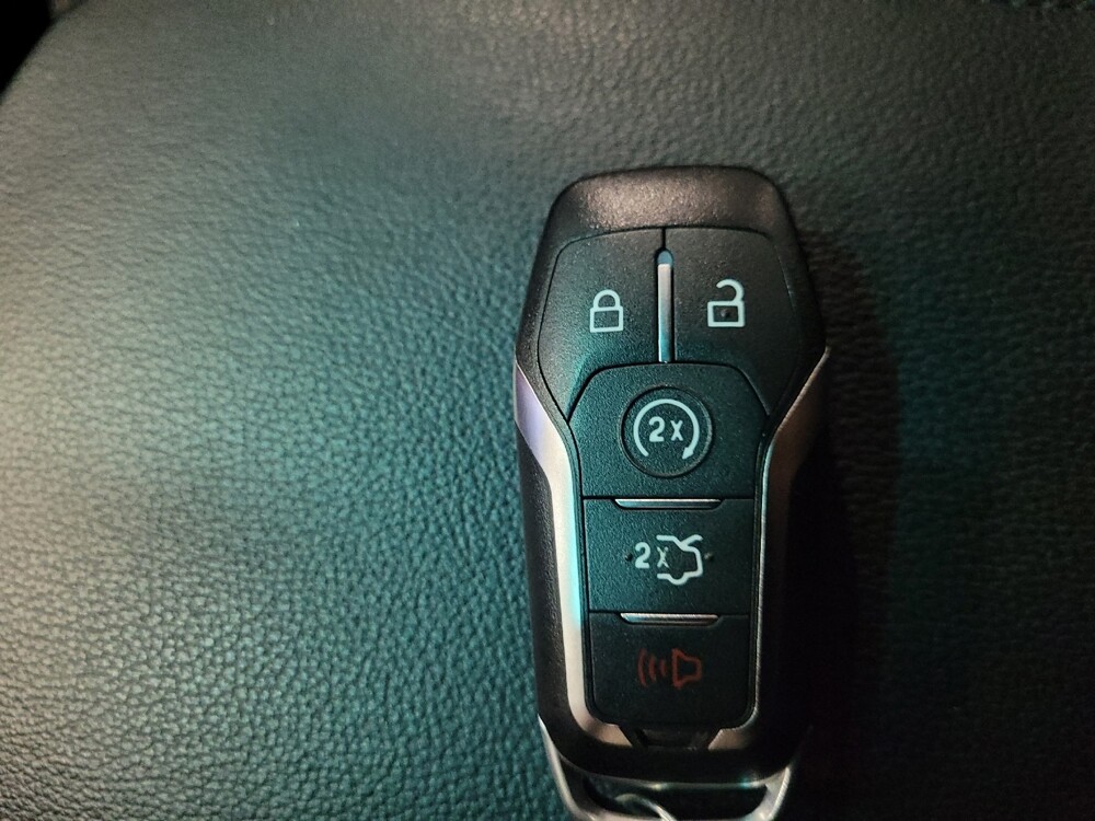 2017 Ford Explorer in Temple Hills, MD 20746 - 18099340 32