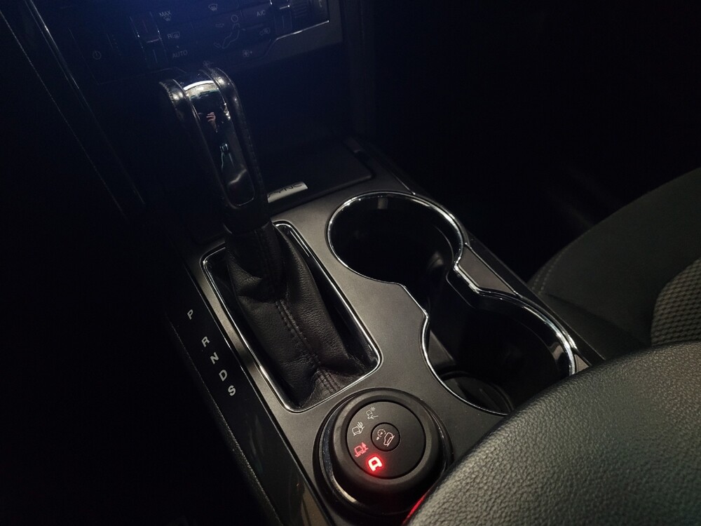 2017 Ford Explorer in Temple Hills, MD 20746 - 18099340 26