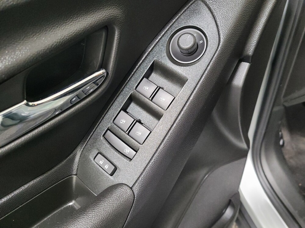 2019 Chevrolet Trax in Allentown, PA 18103 - 18099349 27