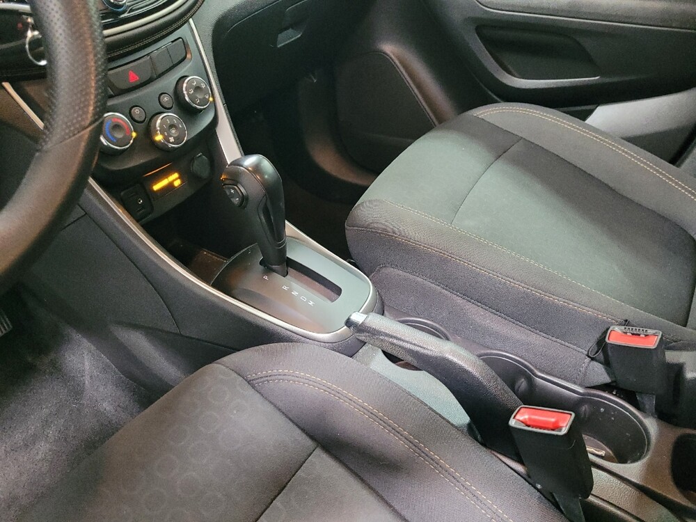 2019 Chevrolet Trax in Allentown, PA 18103 - 18099349 26