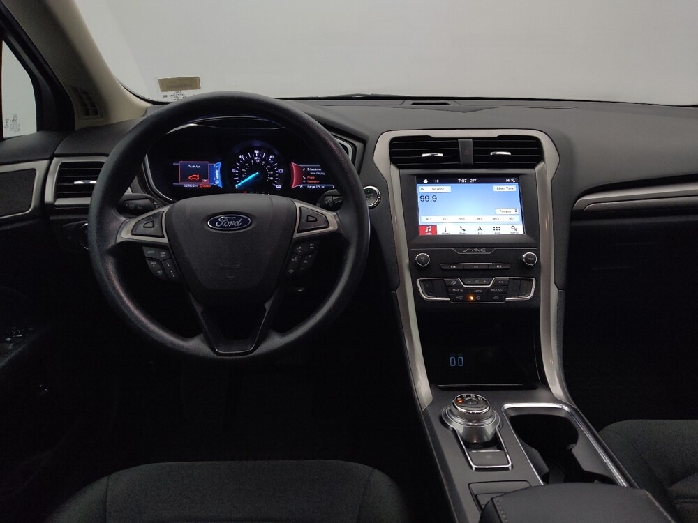 2019 Ford Fusion in St. Louis, MO 63136 - 18099353 22