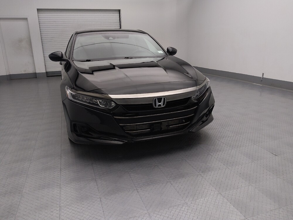 2019 Honda Accord in St. Louis, MO 63136 - 18099356 14