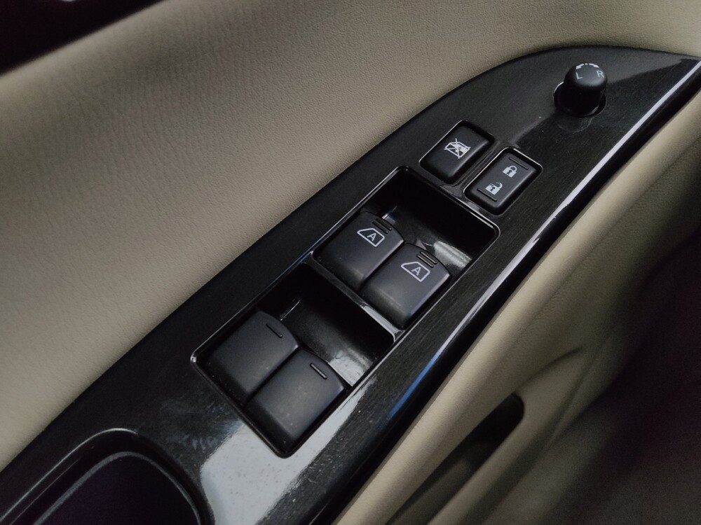 2016 INFINITI QX50 in Peoria, IL 61615 - 18099359 27