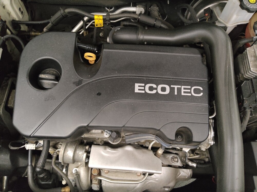 2019 Chevrolet Equinox in Peoria, IL 61615 - 18099363 30