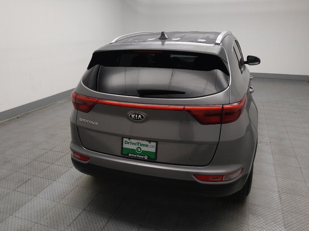 2018 Kia Sportage in Peoria, IL 61615 - 18099365 7