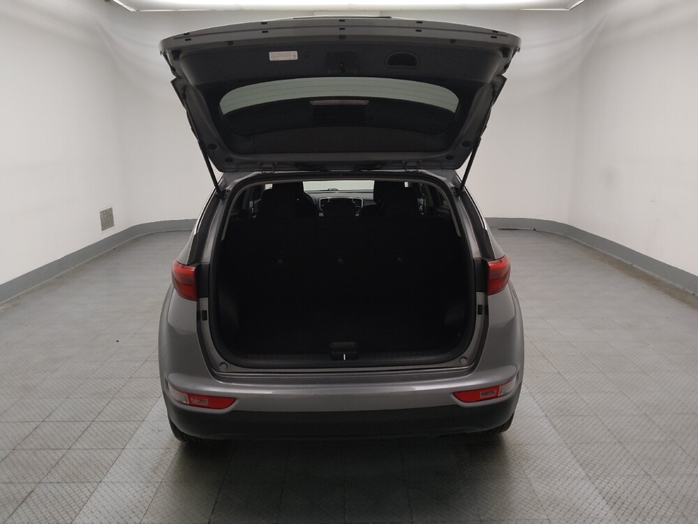 2018 Kia Sportage in Peoria, IL 61615 - 18099365 29