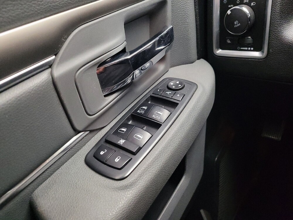 2018 RAM 1500 in Taylor, MI 48180 - 18099366 27