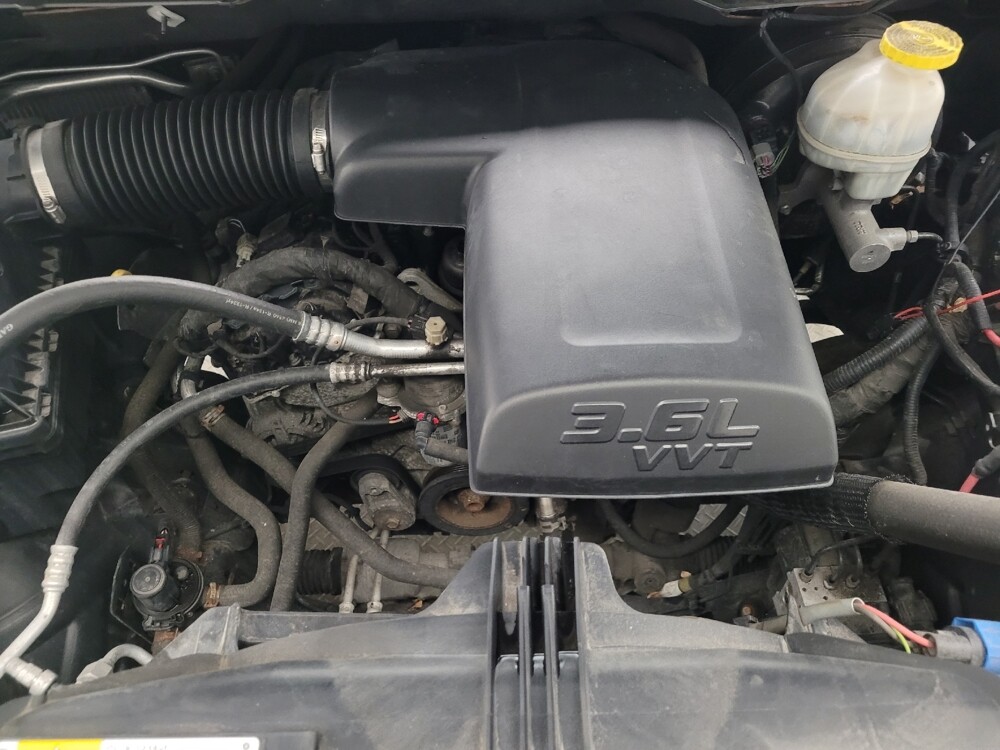 2018 RAM 1500 in Taylor, MI 48180 - 18099366 30