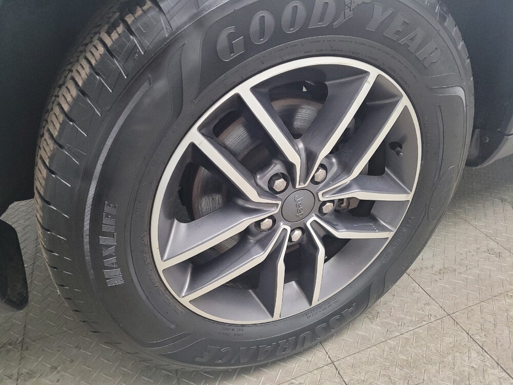 2020 Jeep Grand Cherokee in Eastpointe, MI 48021 - 18099367 31