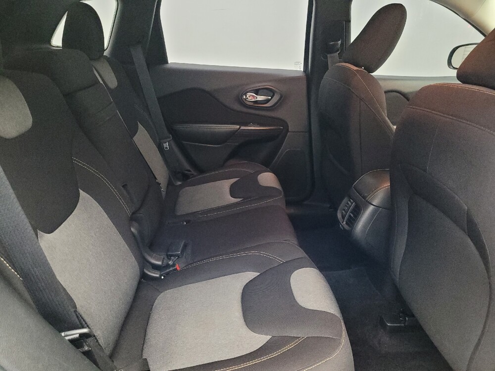 2017 Jeep Cherokee in Kissimmee, FL 34744 - 18099375 19