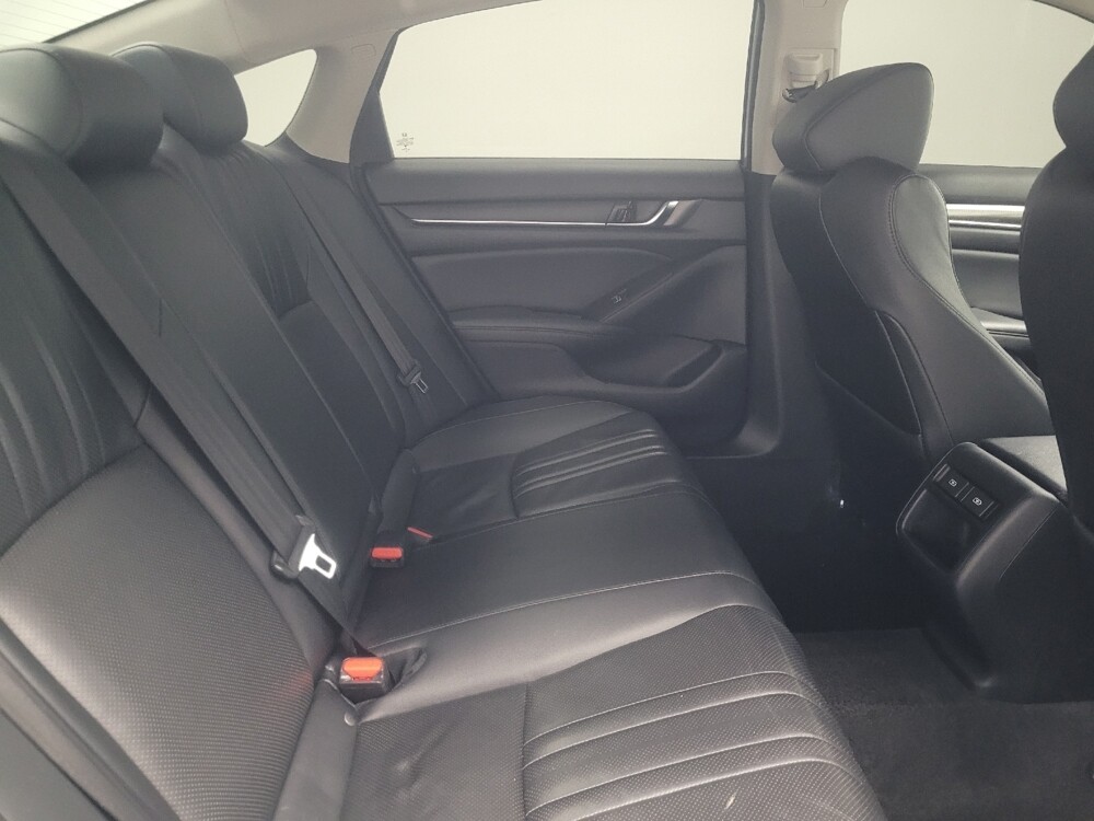 2021 Honda Accord in Indianapolis, IN 46222 - 18099376 19