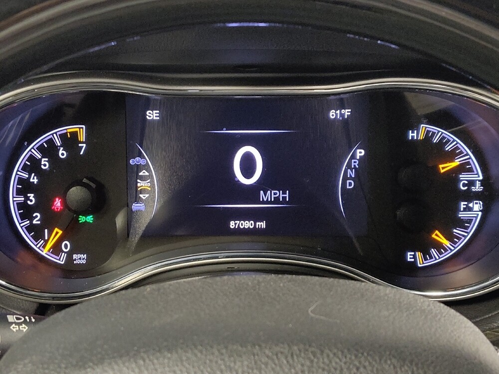 2018 Jeep Grand Cherokee in Houston, TX 77074 - 18099379 23