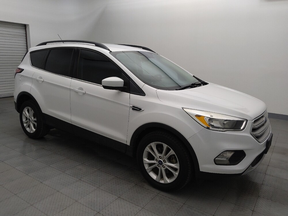 2018 Ford Escape in Baton Rouge, LA 70816 - 18099382 11