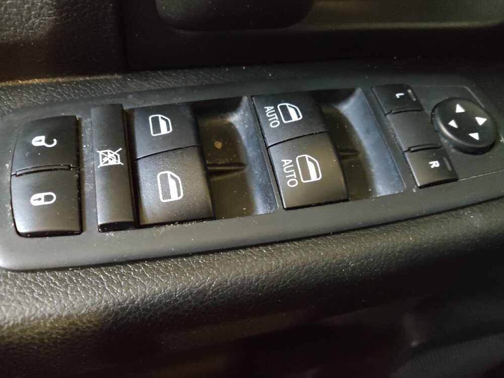 2016 RAM 1500 in Wilmington, NC 28405 - 18099383 27