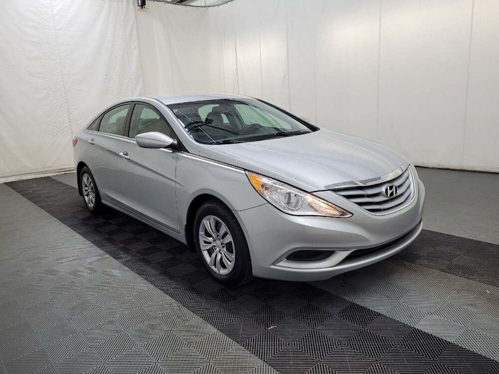2013 Hyundai Sonata in Allentown, PA 18103 - 18099387 13