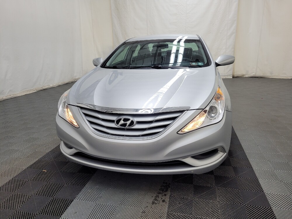 2013 Hyundai Sonata in Allentown, PA 18103 - 18099387 15