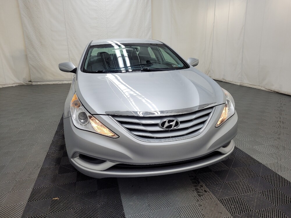 2013 Hyundai Sonata in Allentown, PA 18103 - 18099387 14