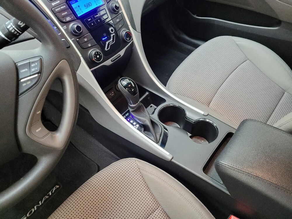 2013 Hyundai Sonata in Allentown, PA 18103 - 18099387 26