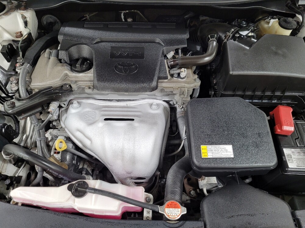 2016 Toyota Camry in Pittsburgh, PA 15236 - 18099390 30