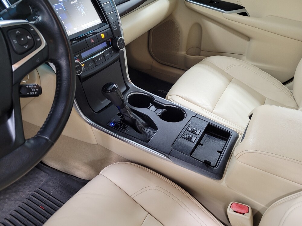 2016 Toyota Camry in Pittsburgh, PA 15236 - 18099390 26