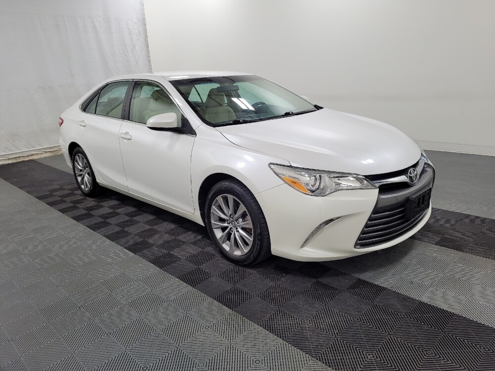 2016 Toyota Camry in Pittsburgh, PA 15236 - 18099390 11