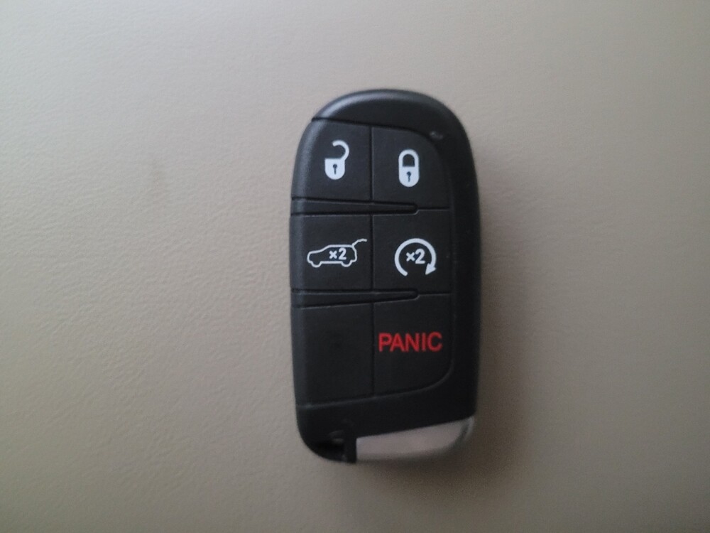 2016 Jeep Grand Cherokee in Marietta, GA 30062 - 18099391 32