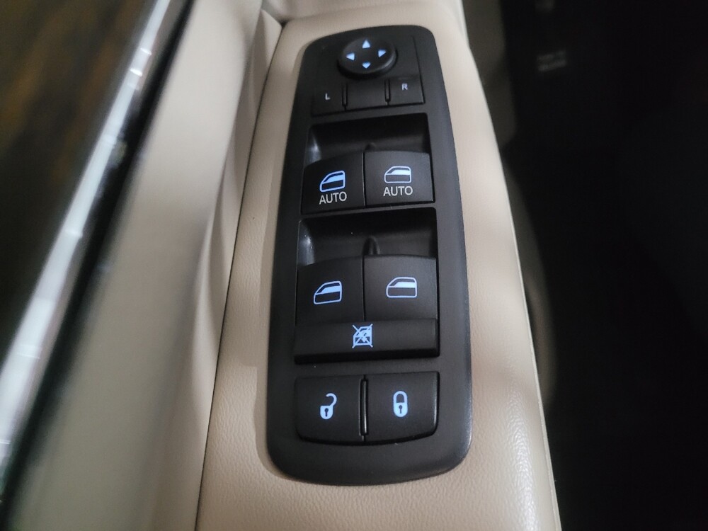 2016 Jeep Grand Cherokee in Marietta, GA 30062 - 18099391 27