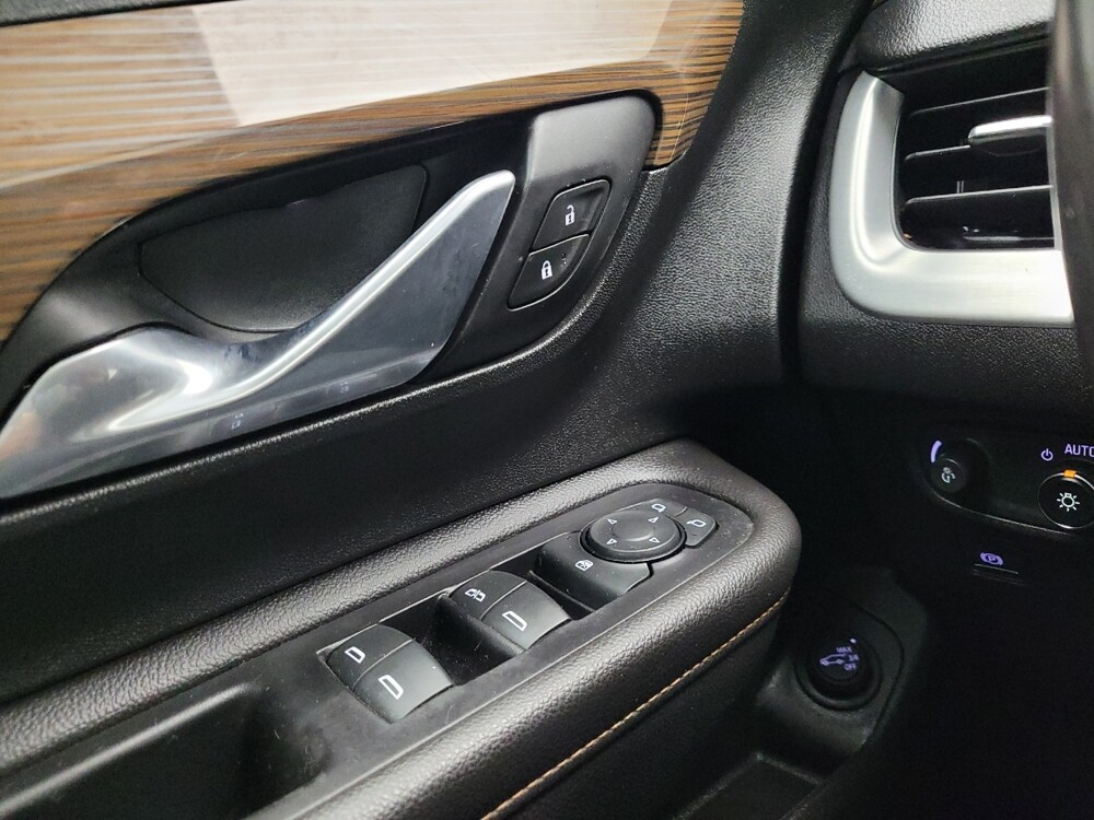 2020 GMC Terrain in Taylor, MI 48180 - 18099394 27