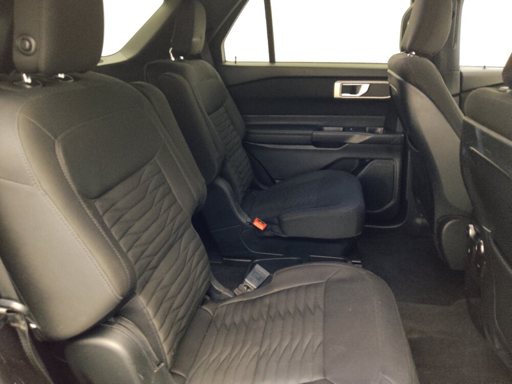 2020 Ford Explorer in Kissimmee, FL 34744 - 18099395 19