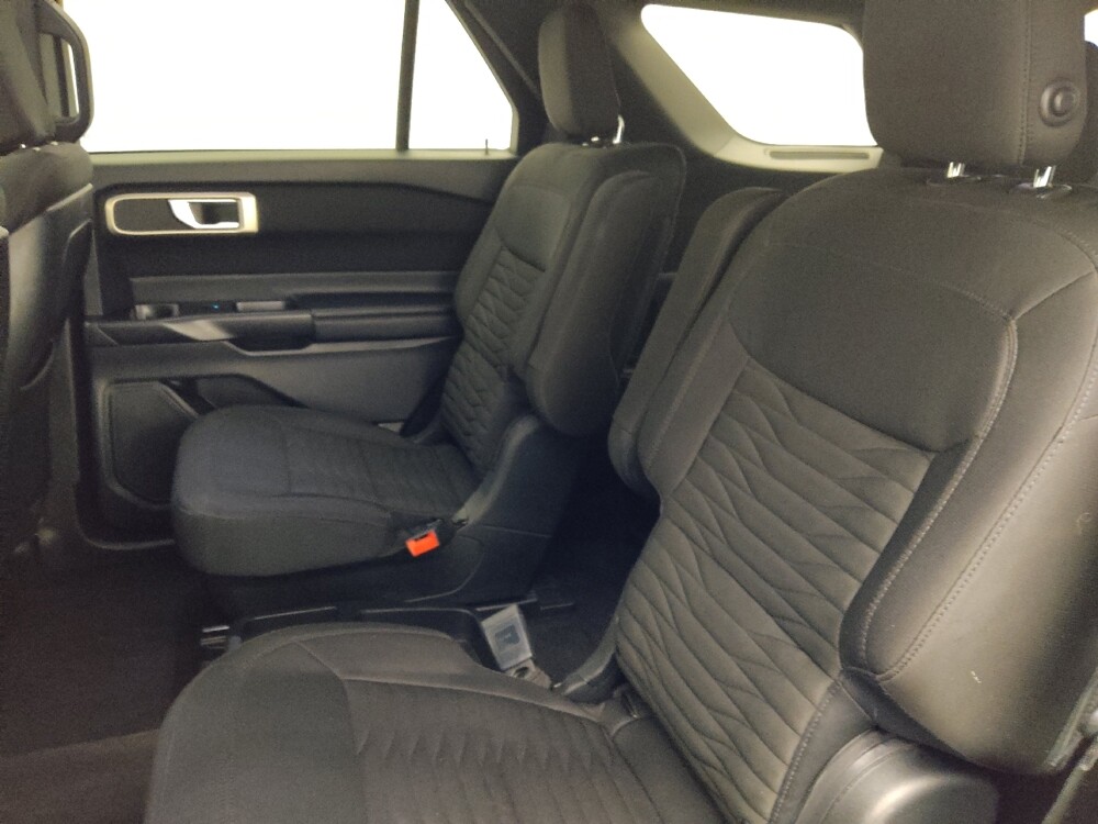 2020 Ford Explorer in Kissimmee, FL 34744 - 18099395 18