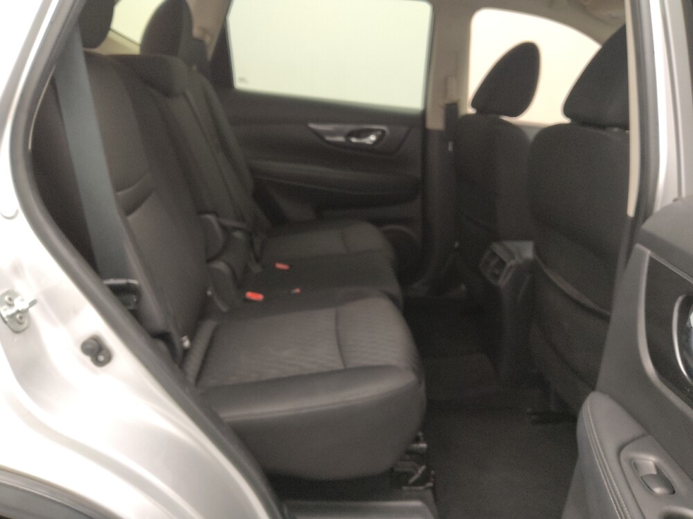 2020 Nissan Rogue in St. Louis, MO 63136 - 18099396 19