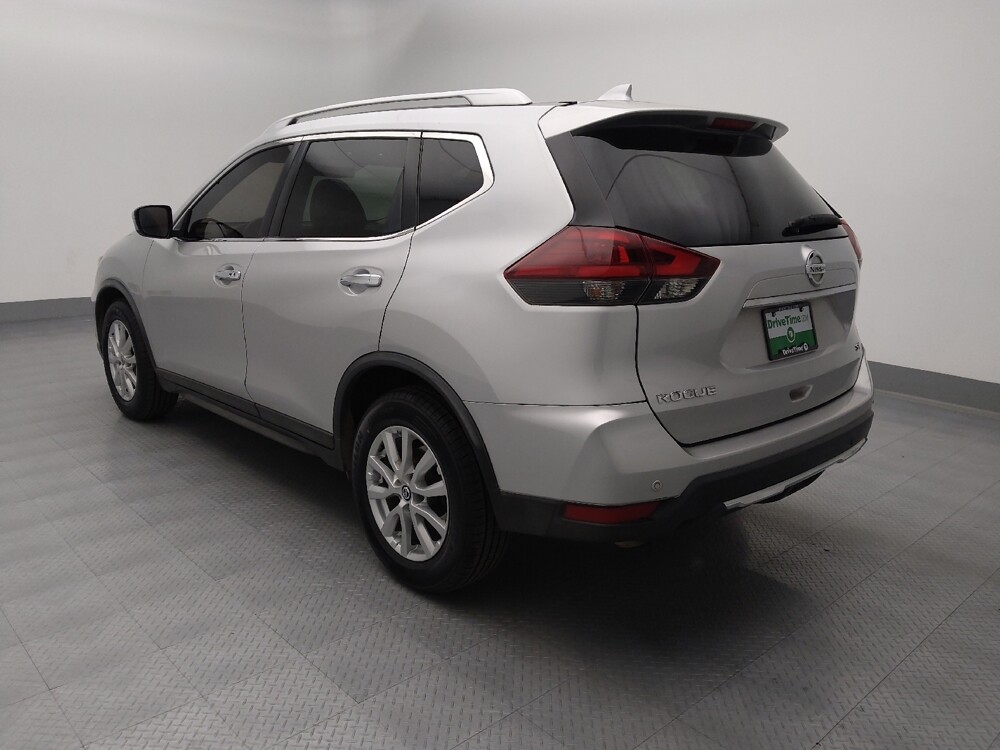 2020 Nissan Rogue in St. Louis, MO 63136 - 18099396 3