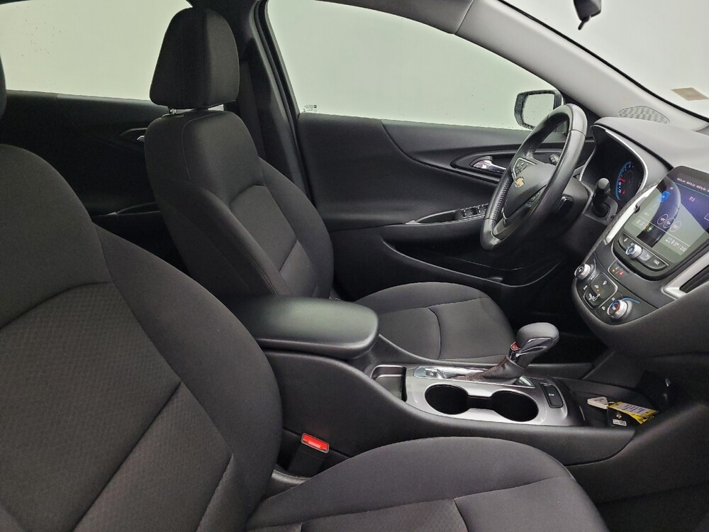 2022 Chevrolet Malibu in Greensboro, NC 27407 - 18099403 21