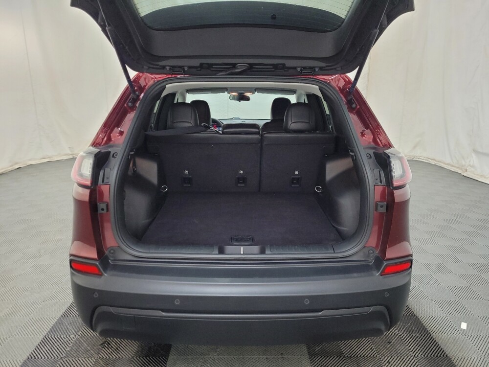 2020 Jeep Cherokee in Pittsburgh, PA 15236 - 18099417 29