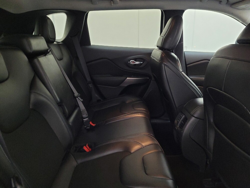 2020 Jeep Cherokee in Pittsburgh, PA 15236 - 18099417 19