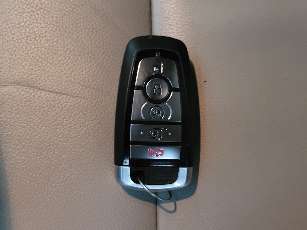 2018 Ford Explorer in Kissimmee, FL 34744 - 18099422 32